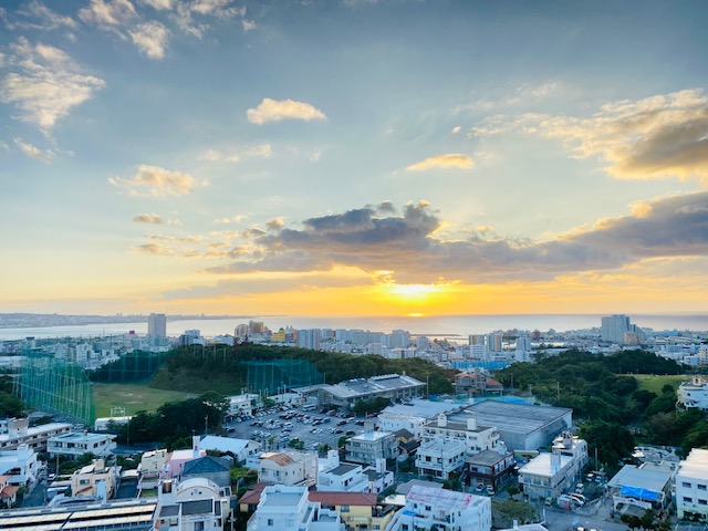 Ocean View 360 -13th floor Condo in Chatan