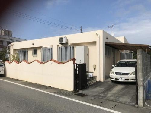 Single Floor Tropical Home carport