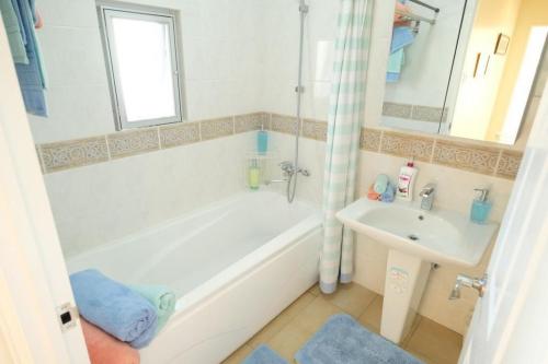 Unit A Bathroom